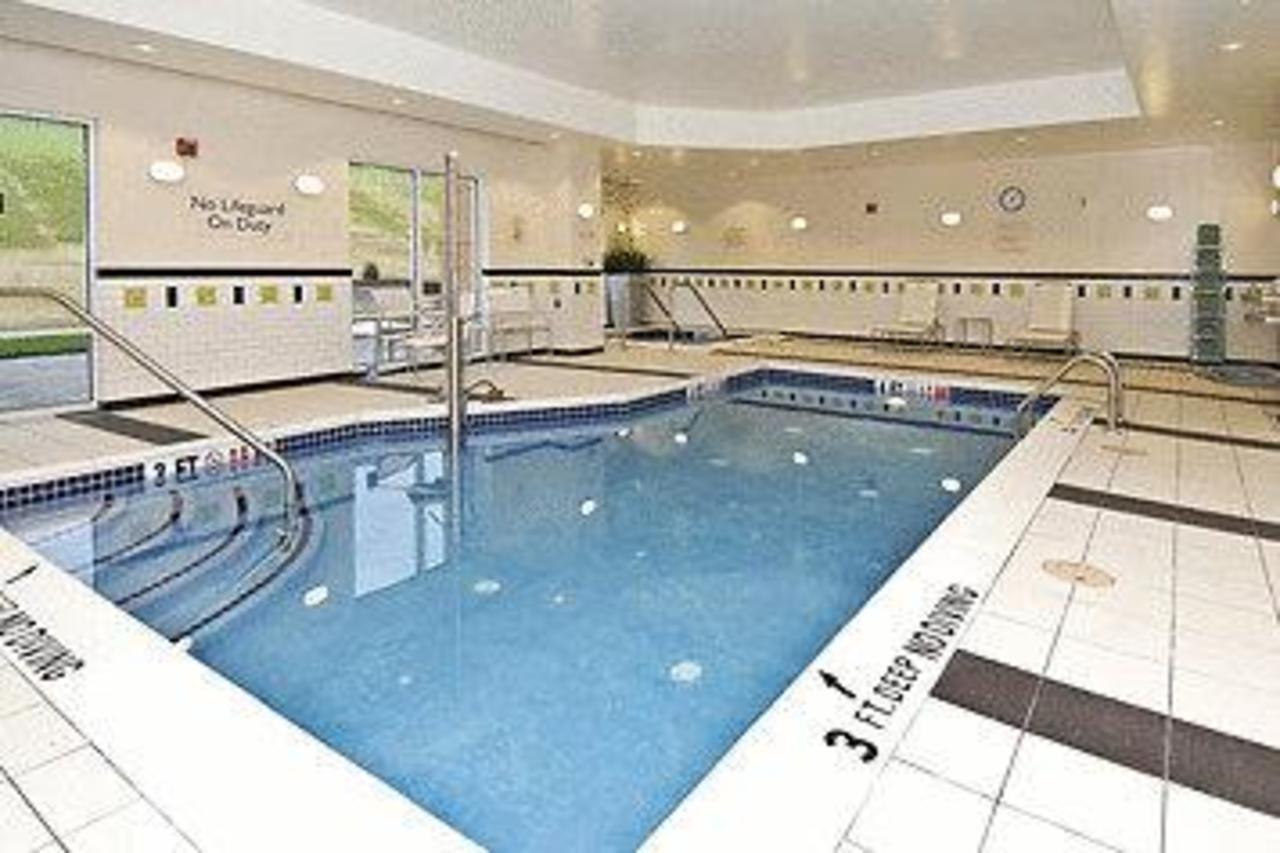 Hotel Fairfield & 3*