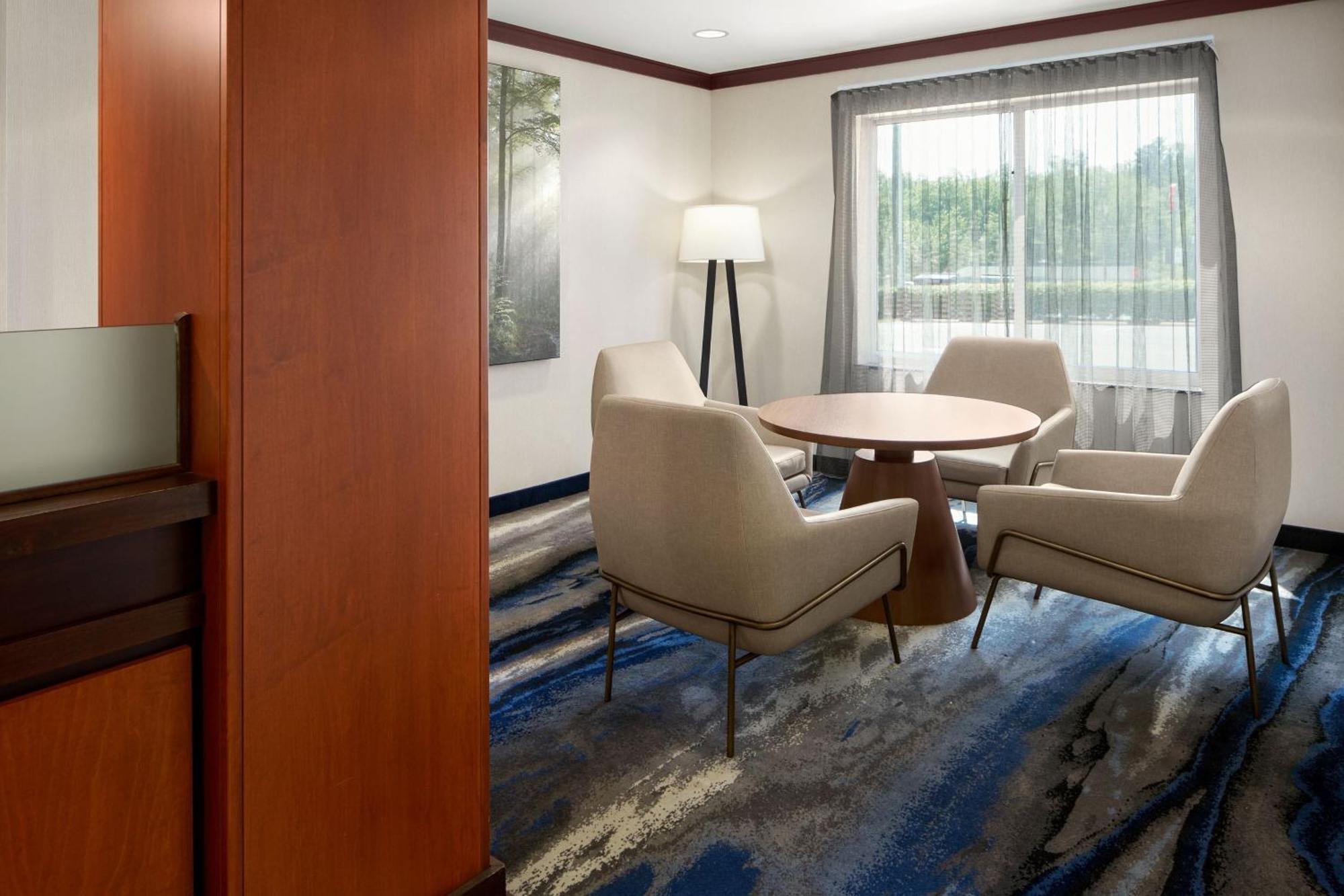 Hotel Fairfield &