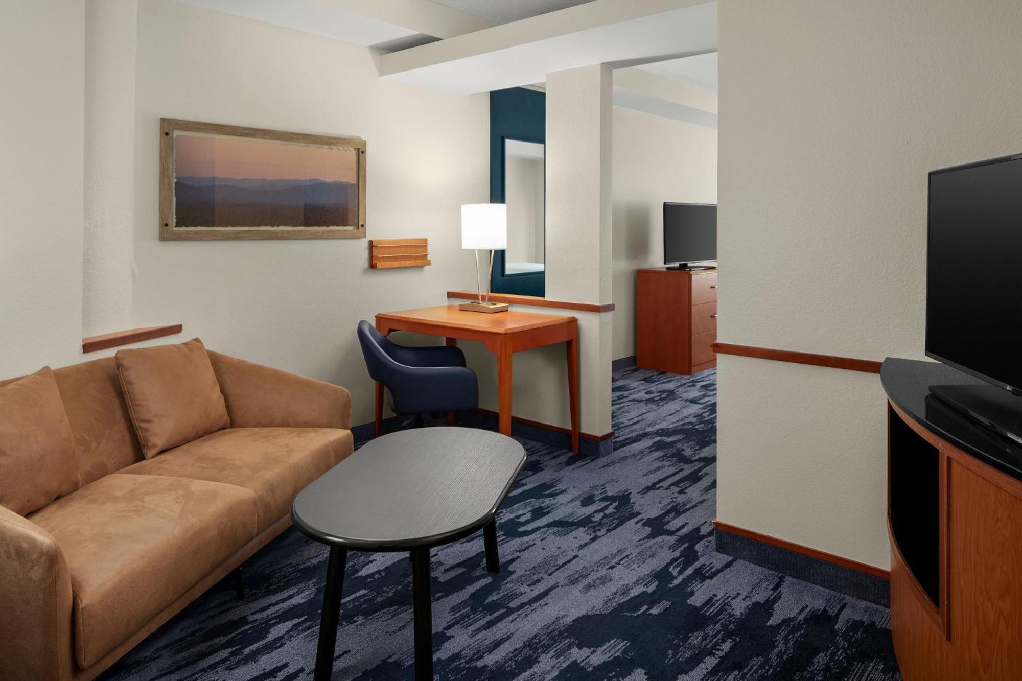 Fairfield & Hotel Bedford