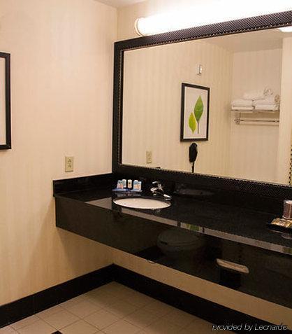 Hotel Fairfield &